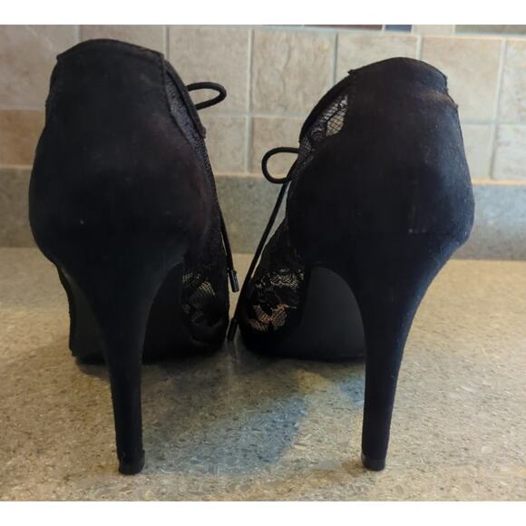 Lauren Conrad Runway Limited Edition black lace 4" lace up heels women's sz 9.5 - Picture 4 of 7